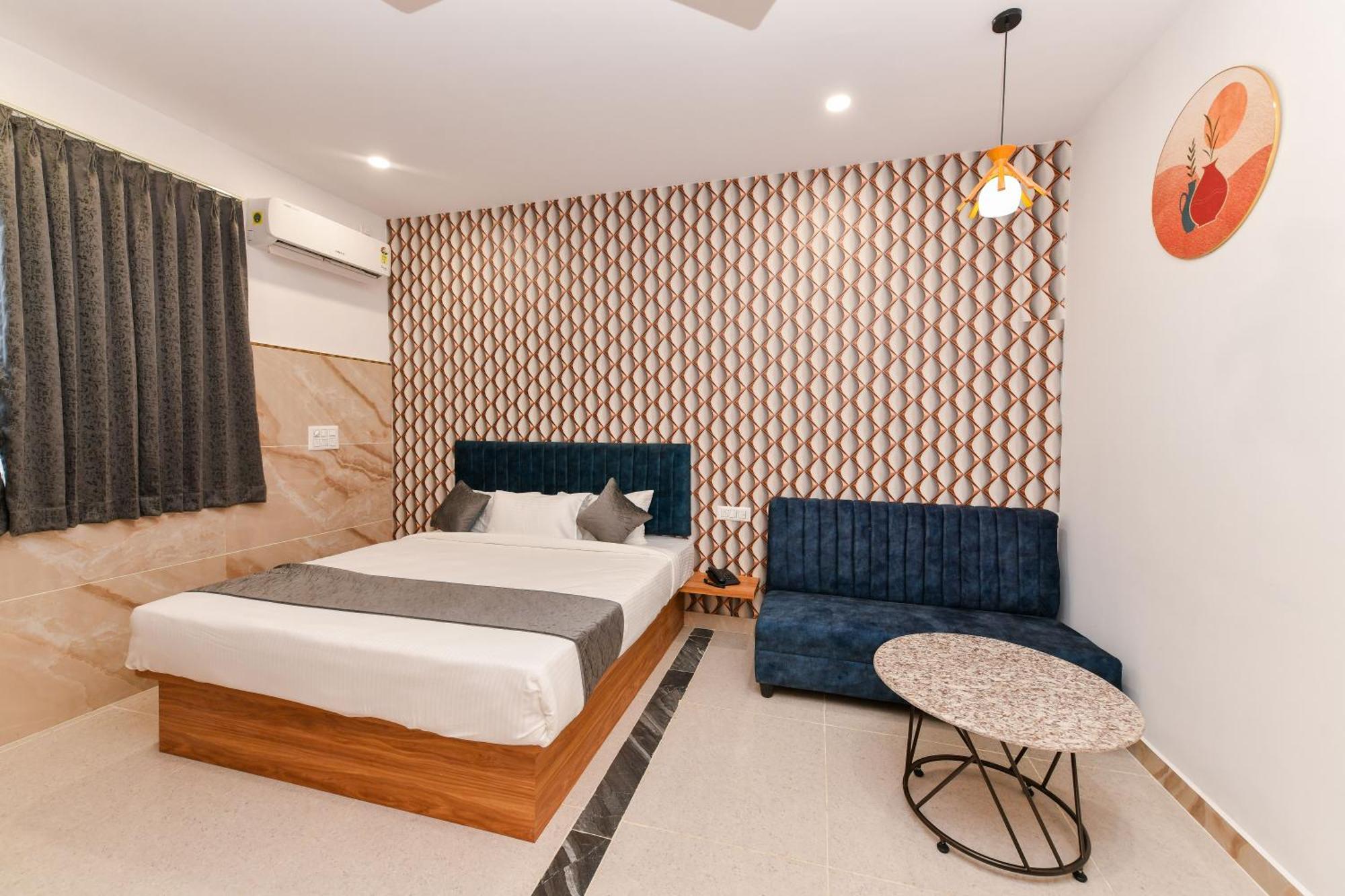 Hotel Shine International Májszúr Kültér fotó