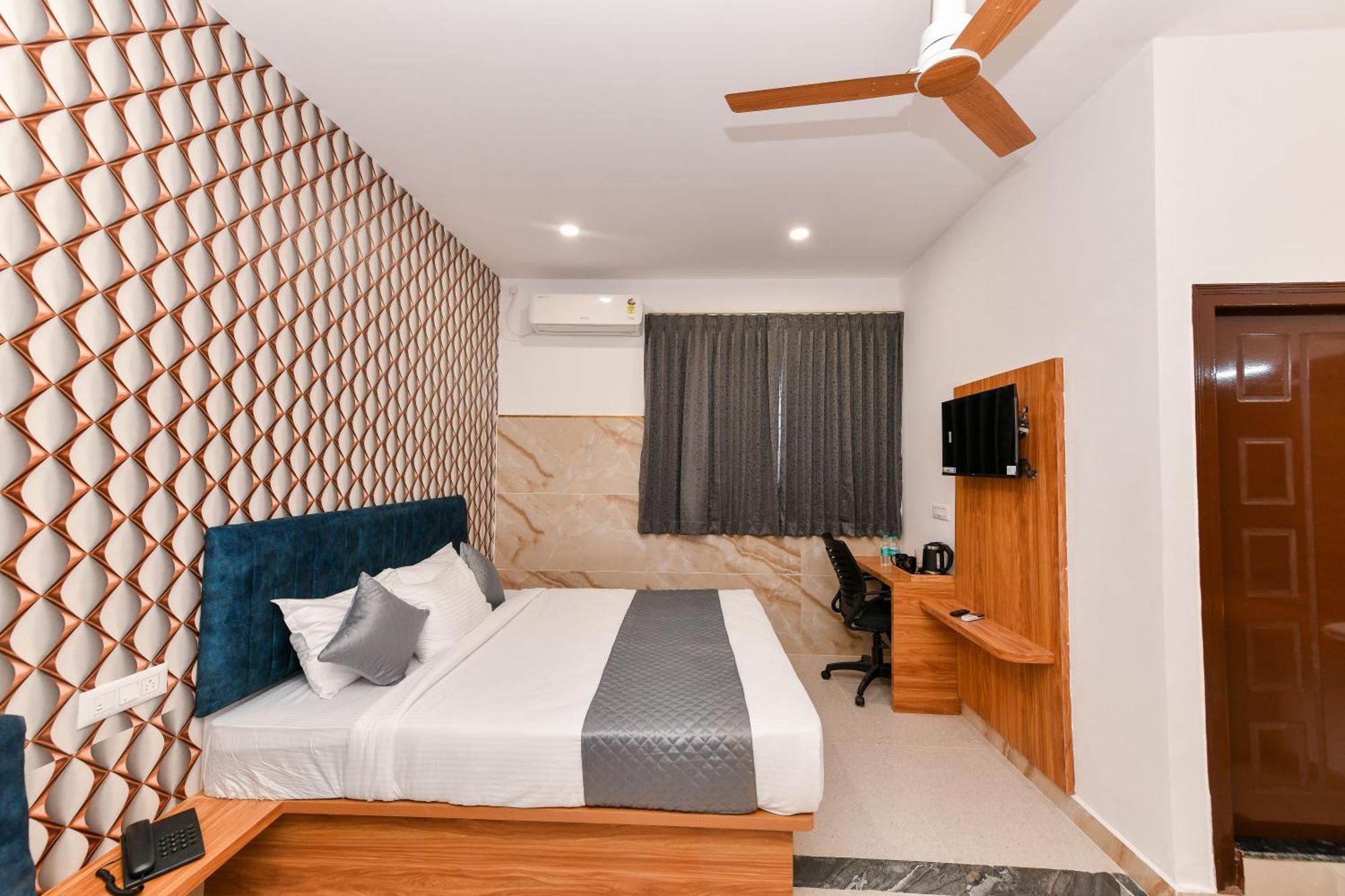 Hotel Shine International Májszúr Kültér fotó