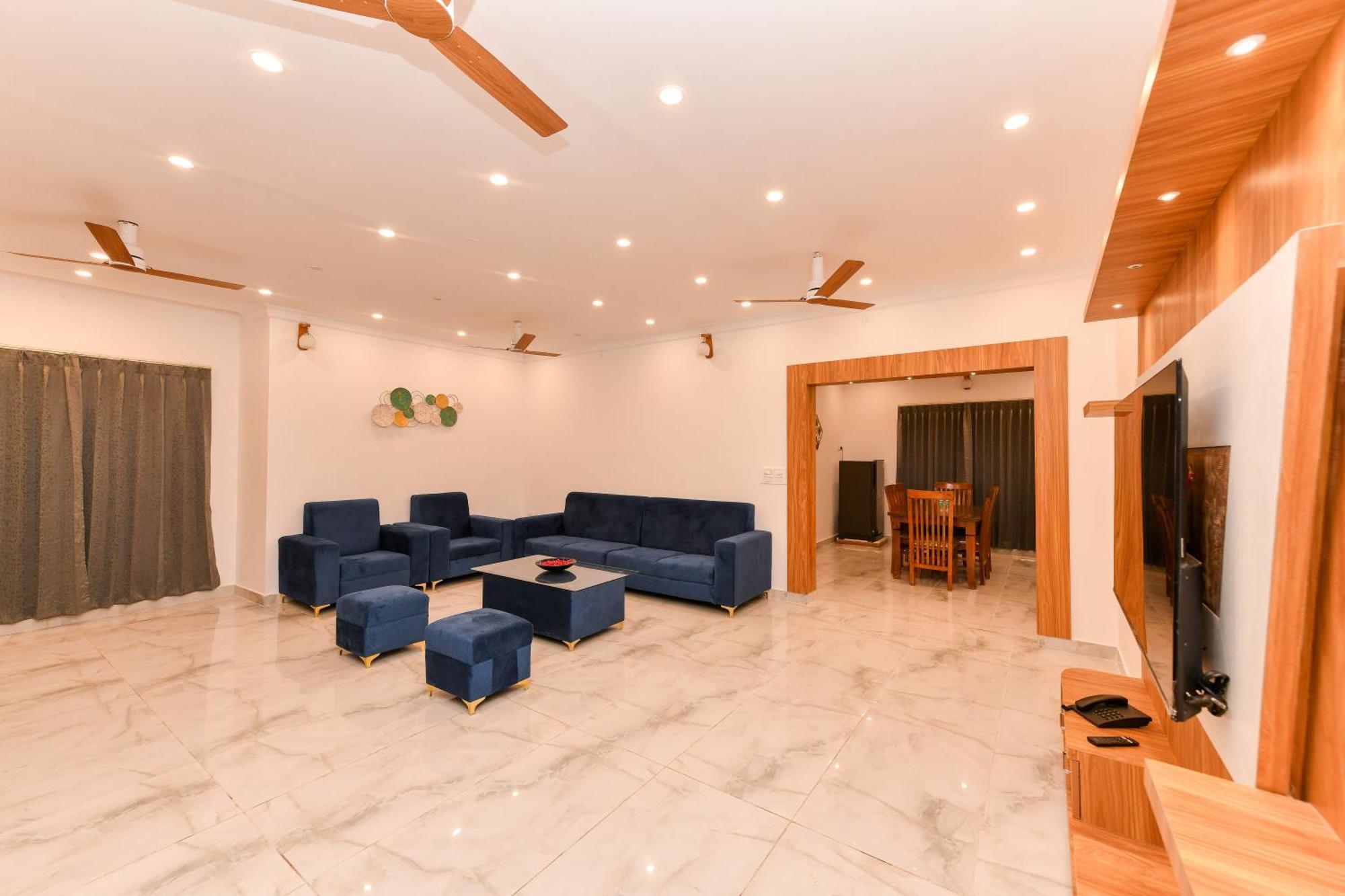 Hotel Shine International Májszúr Kültér fotó